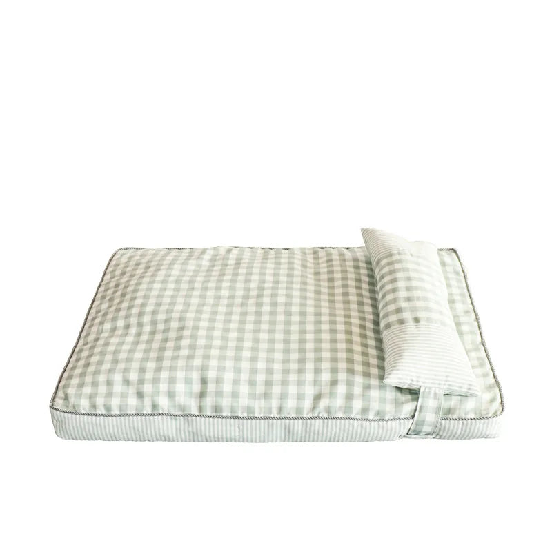 Removable and washable kennel dog mat